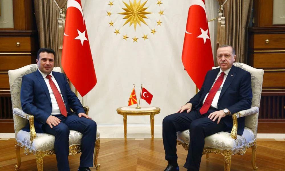Η Τουρκία έδωσε στα Σκόπια 30.000 κινεζικά εμβόλια